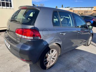 Volkswagen Golf 1.6 TDI 105cv BlueMotion