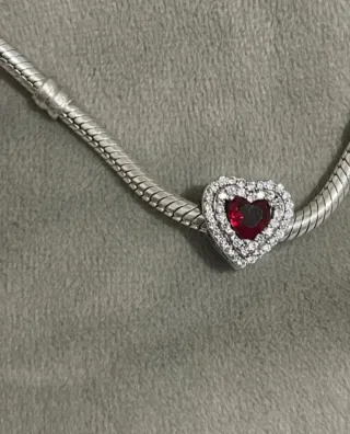 Charm letra S J corazón