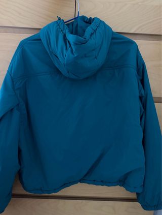 Chaqueta Oysho verde talla XS (oversized)