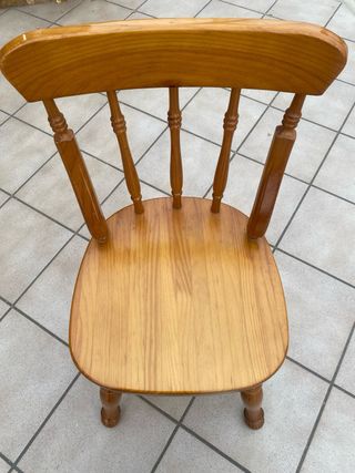 Mesa de cocina y 6 sillas de pino