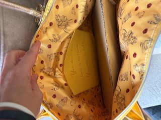 Bolso Disney La Bella y la Bestia Amarillo Dorado