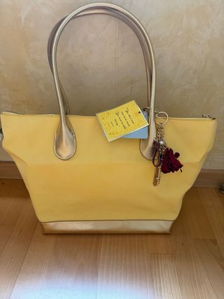 Bolso Disney La Bella y la Bestia Amarillo Dorado