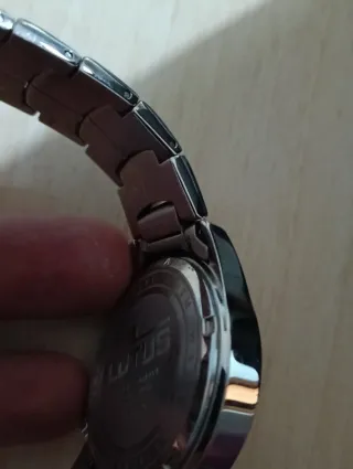 Reloj Lotus Plata y Blanco Negociable