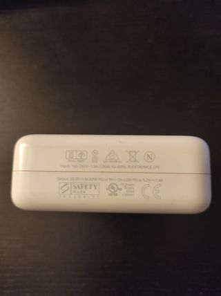 Cargador Apple Macbook Pro USB-C Original