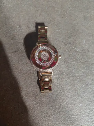 Orologio magnetico color oro