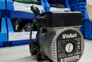 BOMBA RECIRCULADORA DE AGUA CALDERA "COMPROBADA"