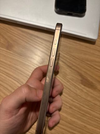 IPHONE 16 PRO MAX 100% BATERIA