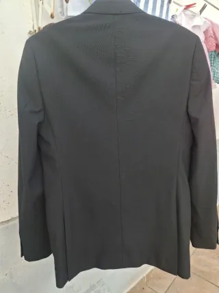 Chaqueta hombre T46. Medidas en descripción