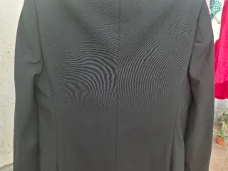 Chaqueta hombre T46. Medidas en descripción