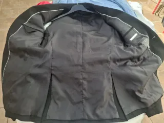 Chaqueta hombre T46. Medidas en descripción