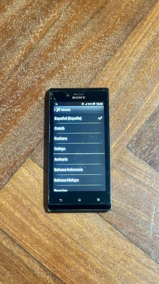Sony Xperia J in vendita