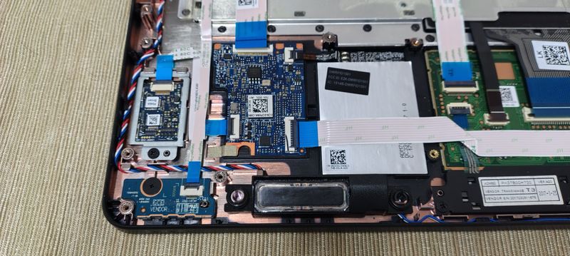 PALMREST + TECLADO para "Dell Latitude 5470" afbeelding 7
