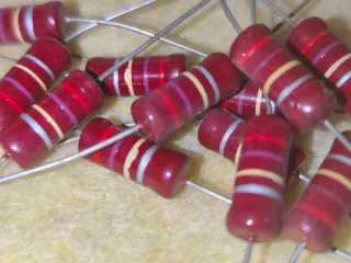 Resistori Carbonio 270K Ohm 1W Ceramica