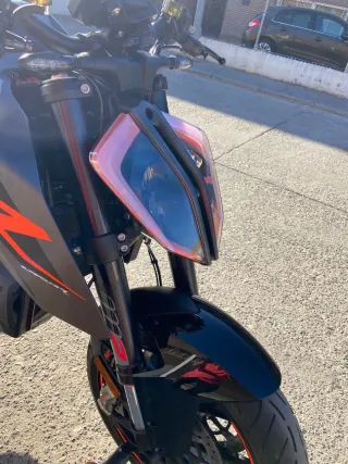 KTM 1290 Super Duke R Negra/Naranja