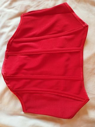 Corsé Rojo Satén Talla L