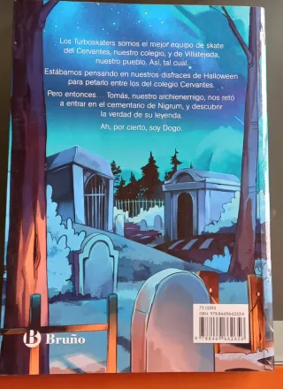 Los Turboskaters, 2. El misterio del cementerio...