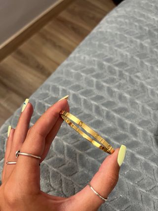 Pulsera Cartier Dorada