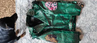 Chaqueta Brando Verde Tachas Flecos.