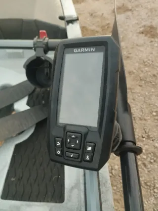 Kayak de pesca con pedales