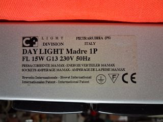 Lampada sottocappa con porta mestoli