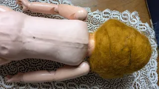 Bambola antica vintage