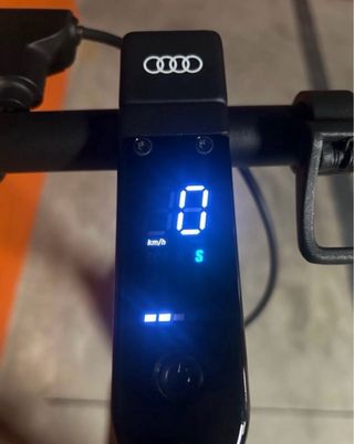 Patinete Eléctrico Audi