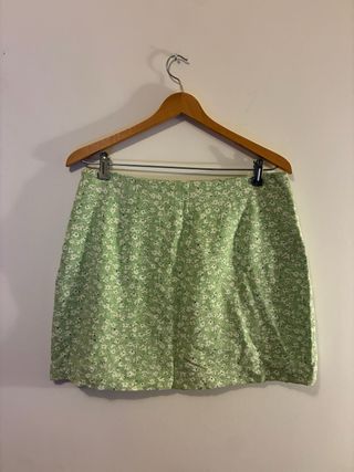 Falda corta verde floral Mango Talla L