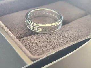 Anillo Gucci Oro Blanco Giratorio