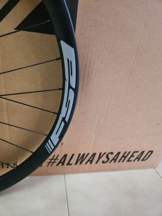 Rueda trasersa de carbono FSA 27.5" para ebike