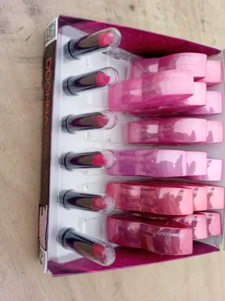 Lote 10 Pintalabios DONNA BEAUTY
