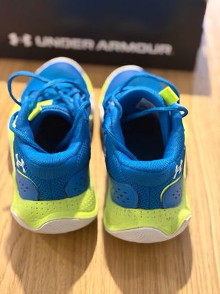 Zapatillas Under Armour Jet 23 Niño Talla 36