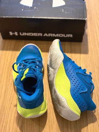 Zapatillas Under Armour Jet 23 Niño Talla 36