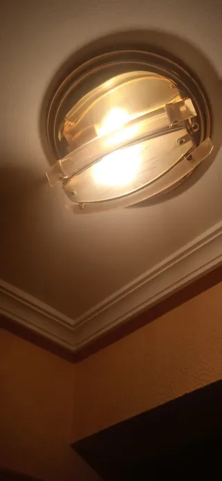 Juego de lámparas de metal y cristal