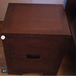 Sinfonier y mesitas Banak para dormitorio