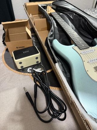 Chitarra Elettrica Donner DST-152R Kit