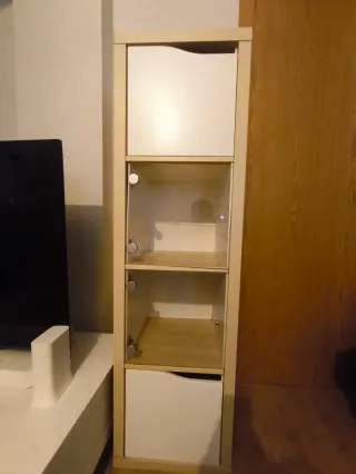 Estantería Ikea 4 módulos madera y cristal