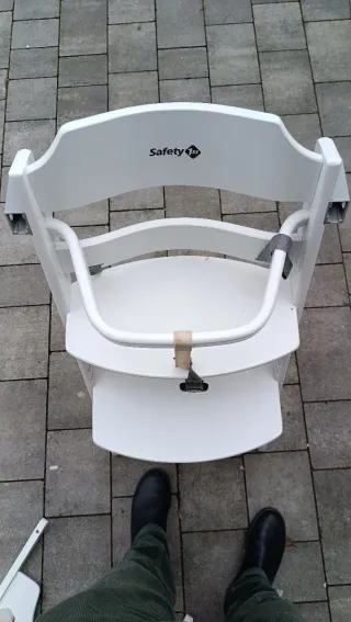 Seggiolone Safety 1st in legno