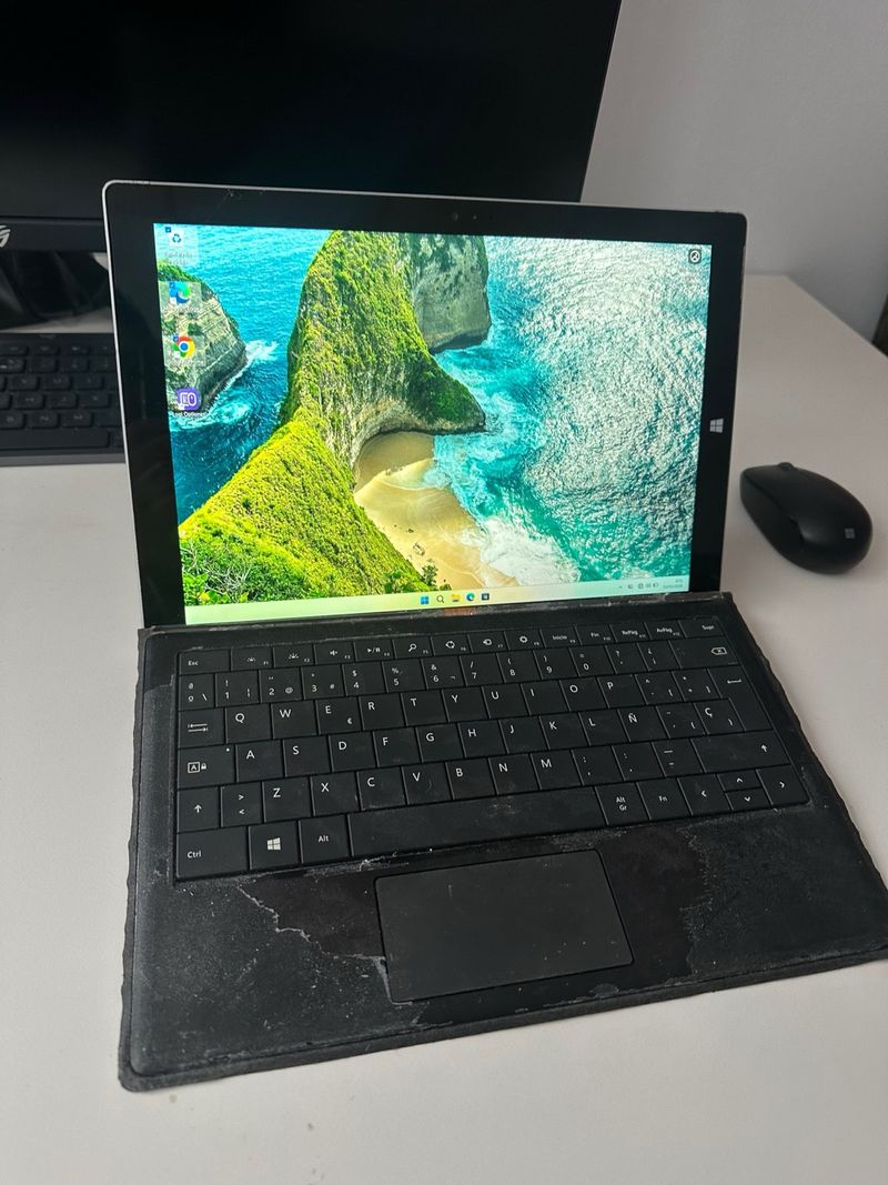 Microsoft Surface 3 Pro i5 4GB/128GB SSD + teclado