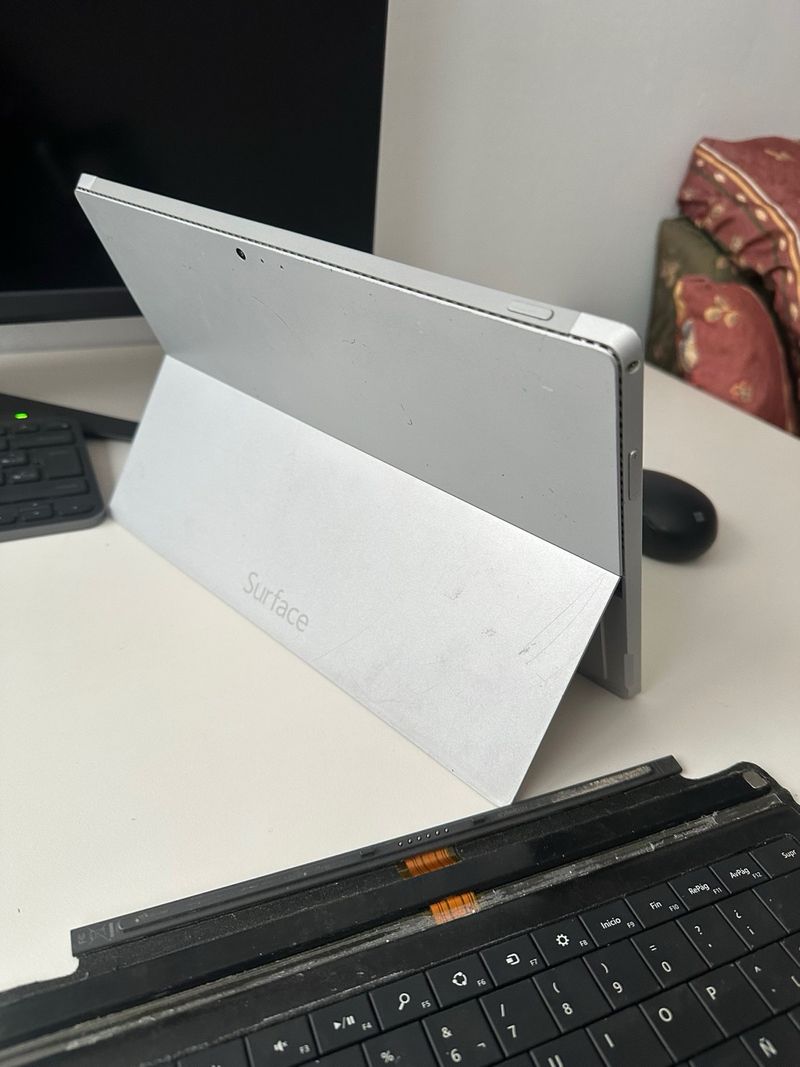 Microsoft Surface 3 Pro i5 4GB/128GB SSD + teclado afbeelding 2