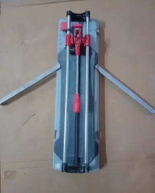 Cortadora de azulejos Rubí TR-600-S