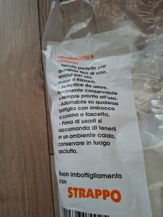 80 Tappi plastica per vino