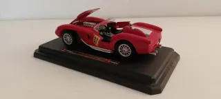 Modellini Burago scala 1:24