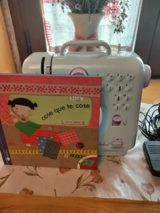 Mini Máquina de Coser Eléctrica Portátil