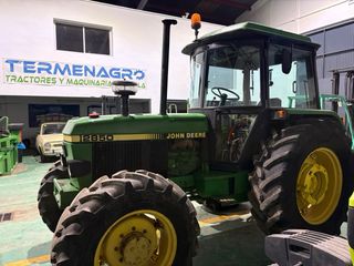 Tractor John Deere 2850