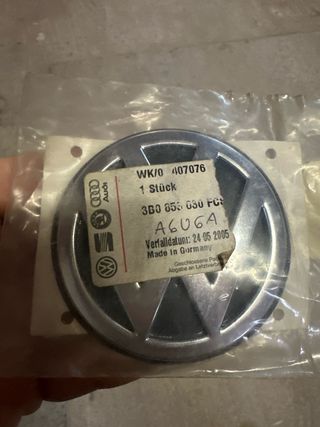 Anagrama VW Golf Original OEM Nuevo