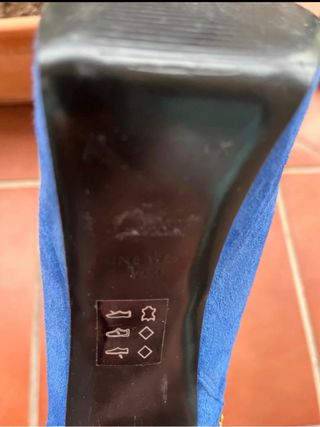 Botín tacón azul eléctrico