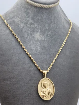 Medalla Ovalada Chapada en Oro