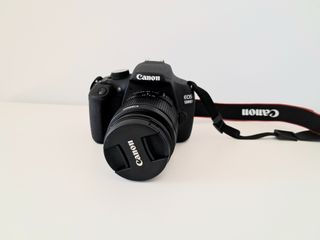 Cámara Canon EOS 1200D lista para usar