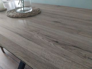 Mesa de comedor madera y metal