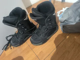 Tabla Snow + Botas ( talla 37)